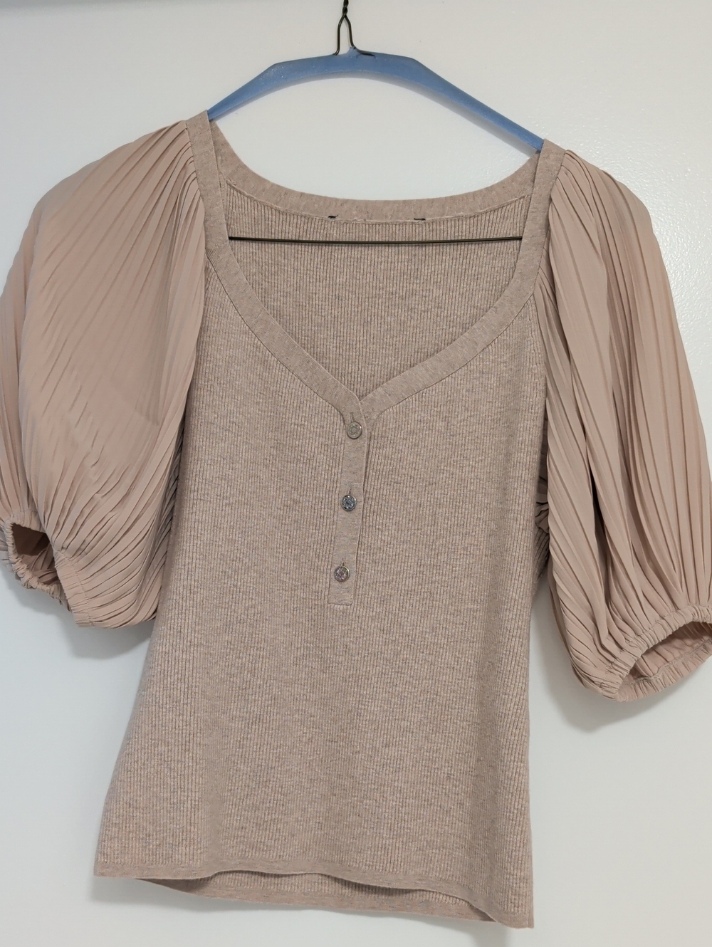 White House Black Market Beige Pleated Puff Sleeve Henley Top